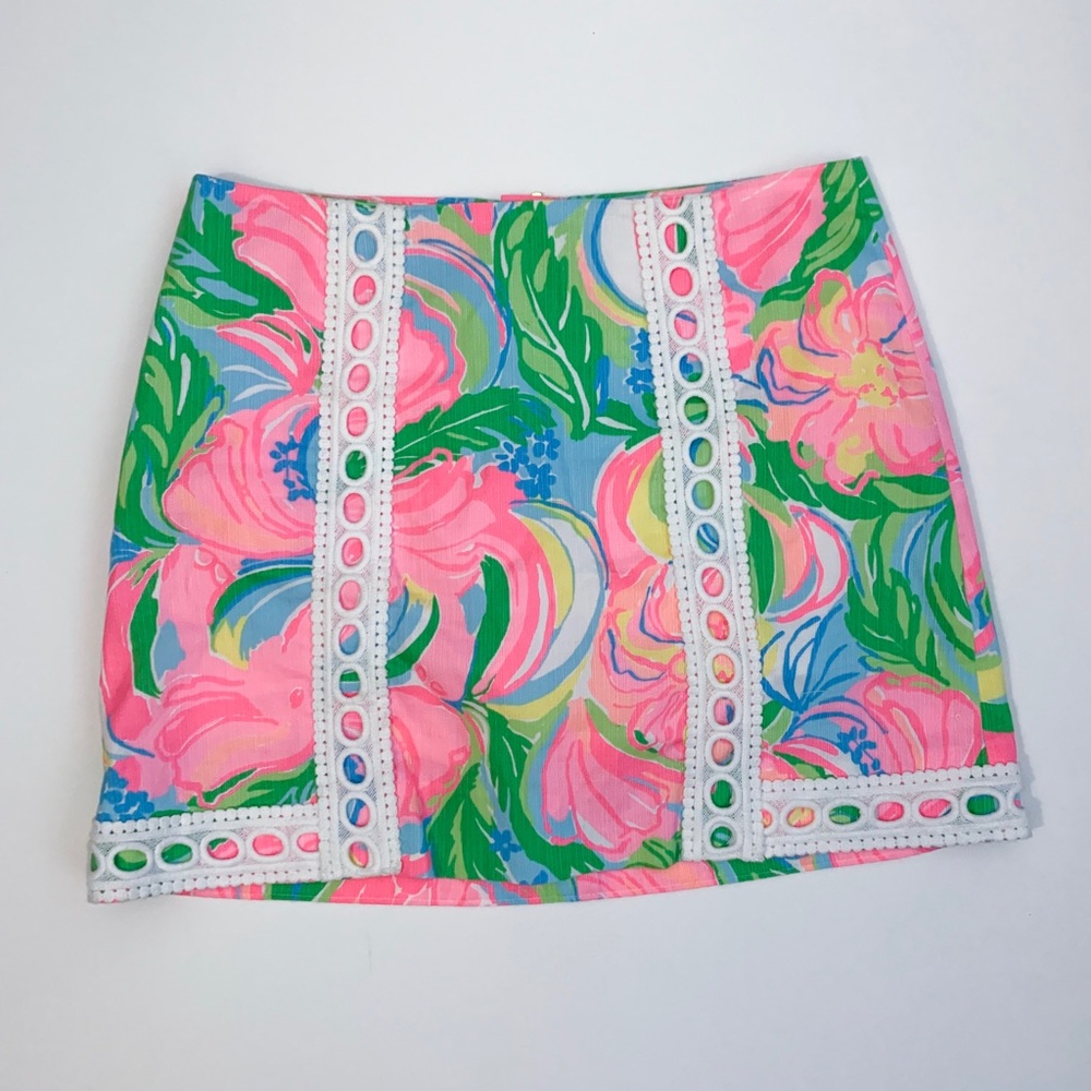 Pink and Green Lilly Pulitzer Skirt Size 4 (EUC)